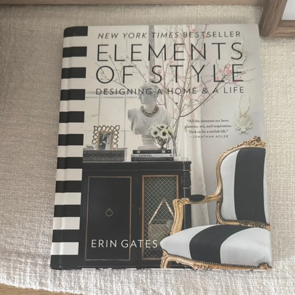 Elements of Style Hardcover Book
